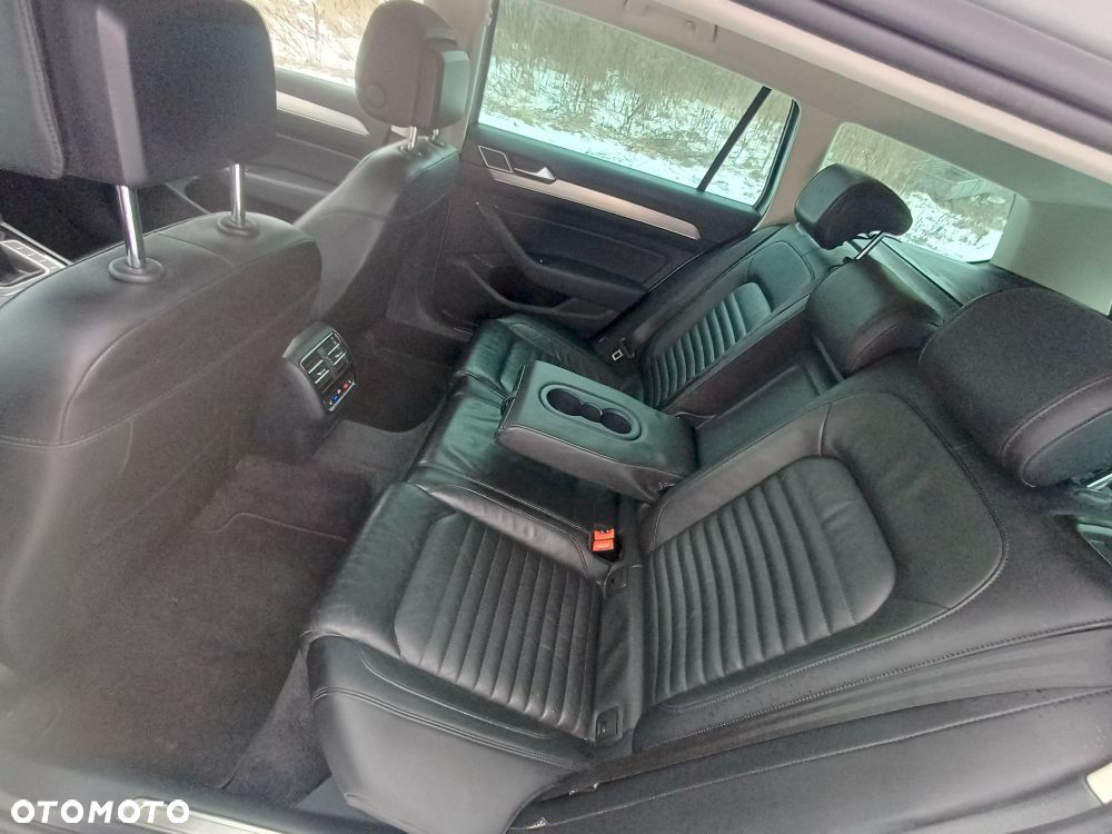 Volkswagen Passat 2.0 TDI BMT Highline - 14