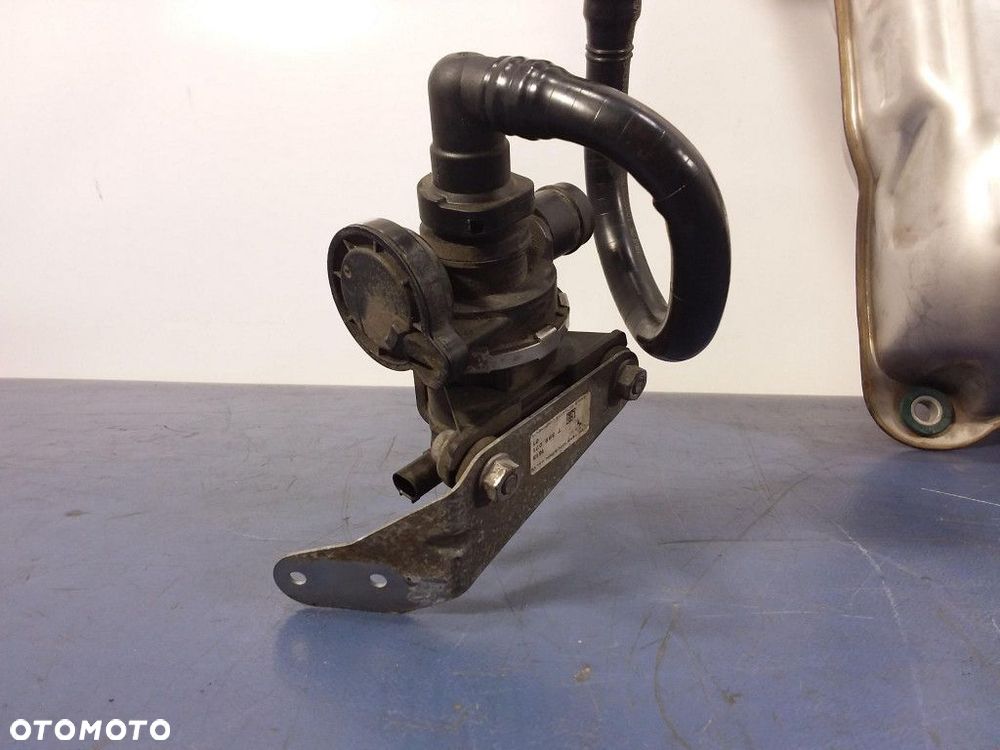 BMW 740e G11 G12 530e G30 ZBIORNIK PALIWA 7488708 - 3