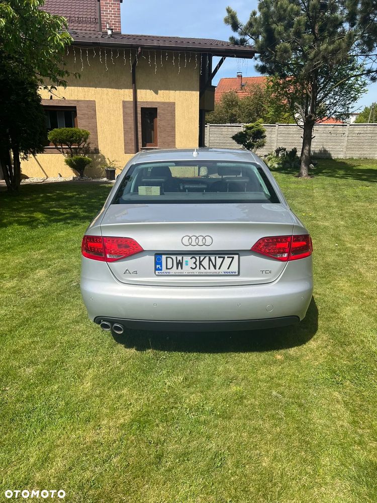 Audi A4 Limousine 2.0 TDI - 6