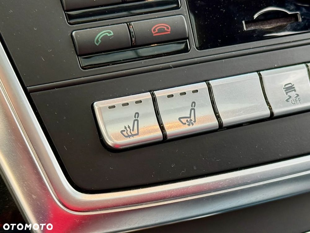 Mercedes-Benz GL - 12