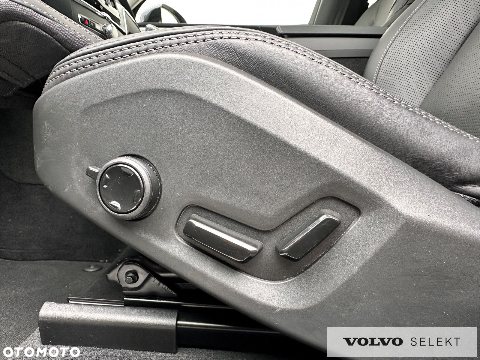 Volvo XC 60 - 23