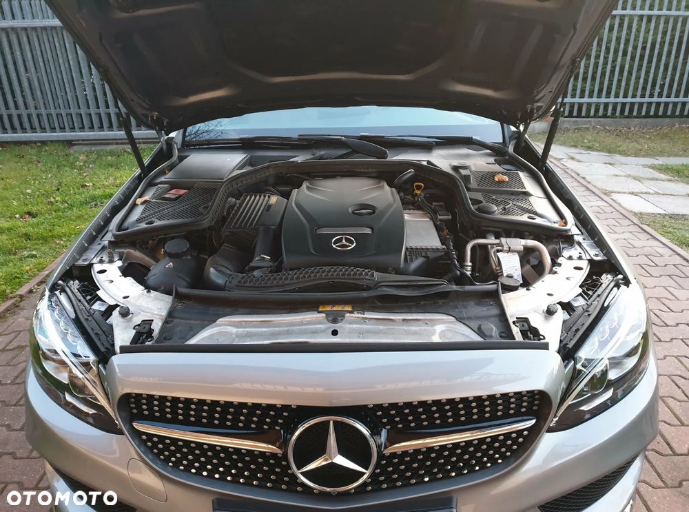 Mercedes-Benz Klasa C 300 7G-TRONIC AMG Line - 8