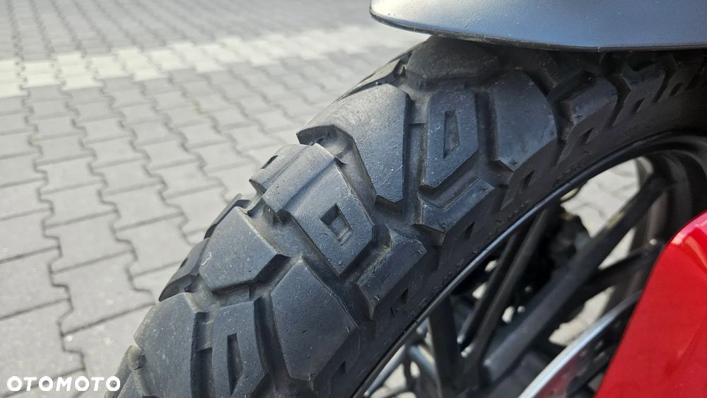 Triumph Tiger - 15