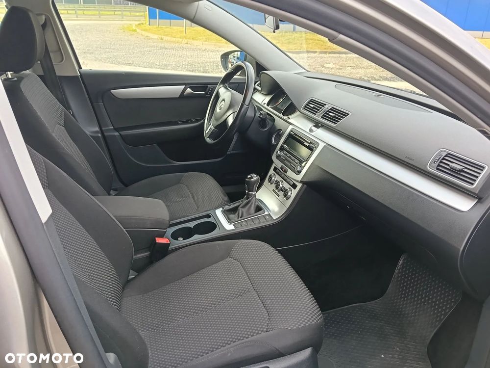 Volkswagen Passat 1.4 TSI Comfortline - 15