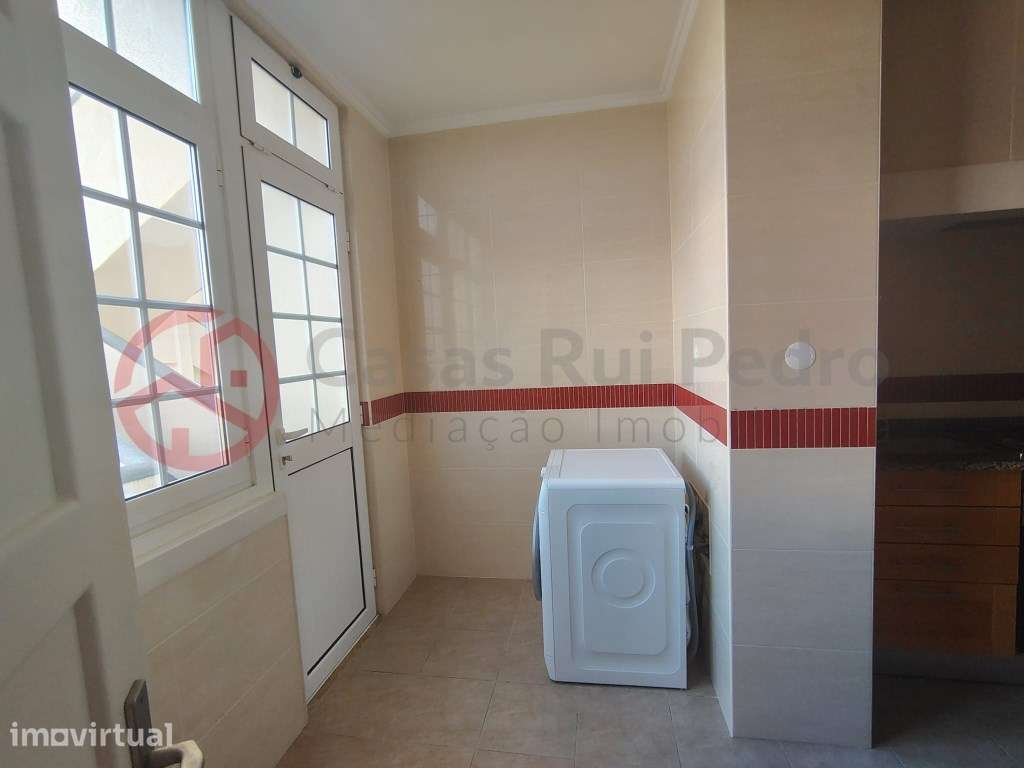 Apartamento T4 no Areeiro - Grande imagem: 5/20