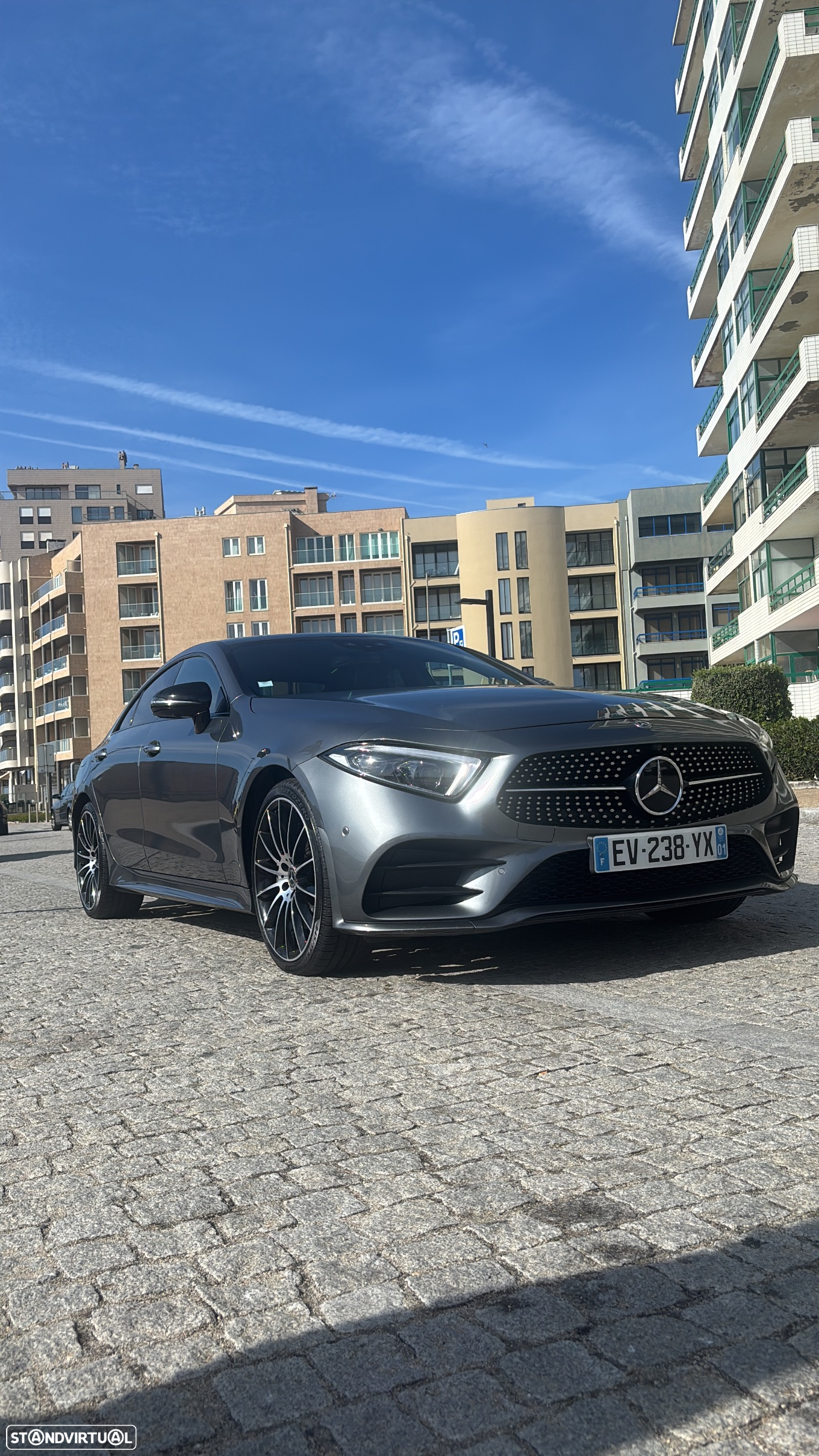 Mercedes-Benz 350 - 3