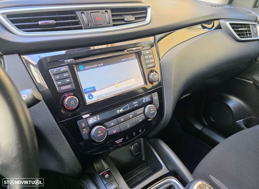 Nissan Qashqai 1.5 dCi N-Connecta - 34