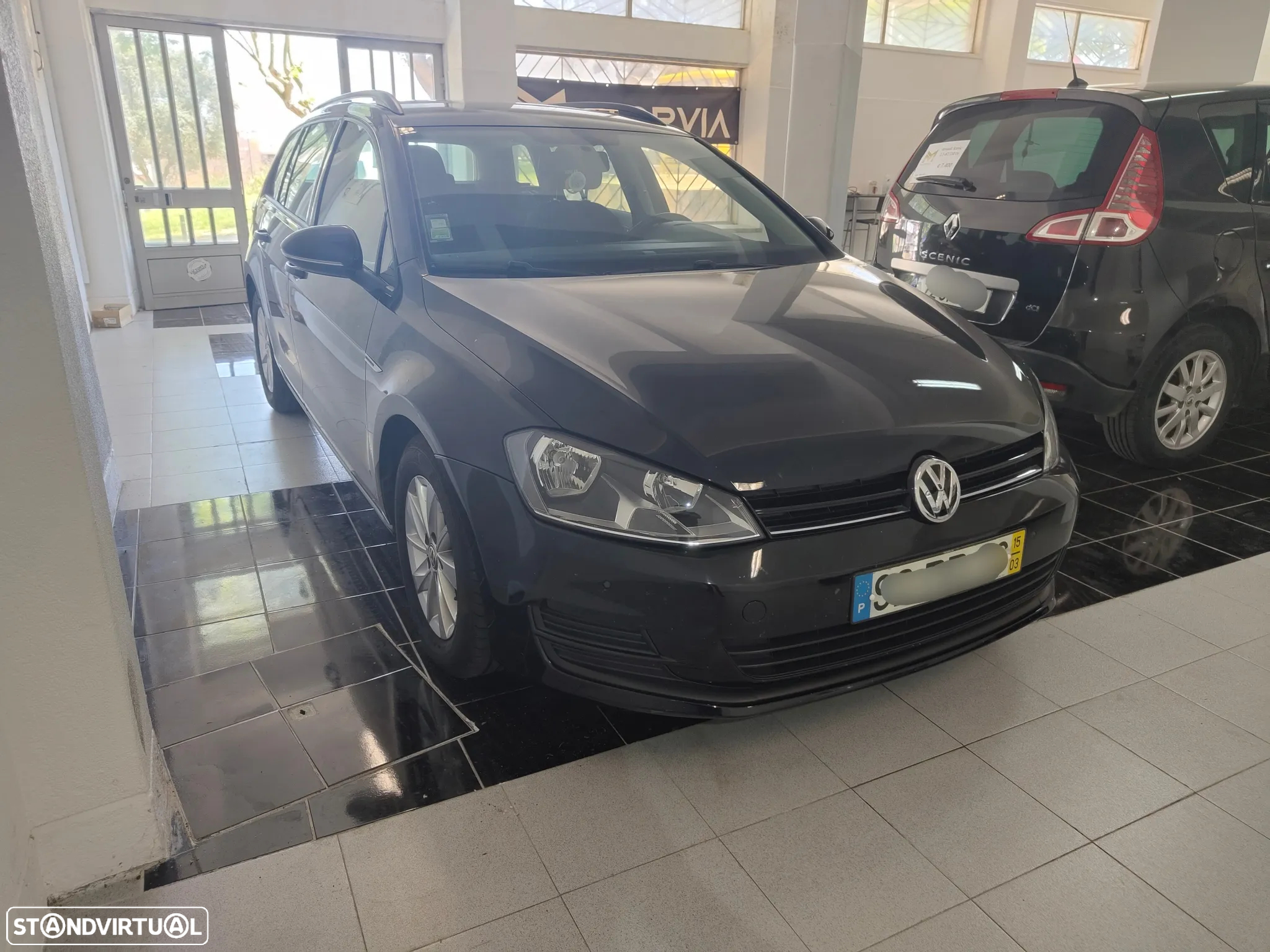 VW Golf Variant 1.6 TDi BlueMotion Trendline - 4