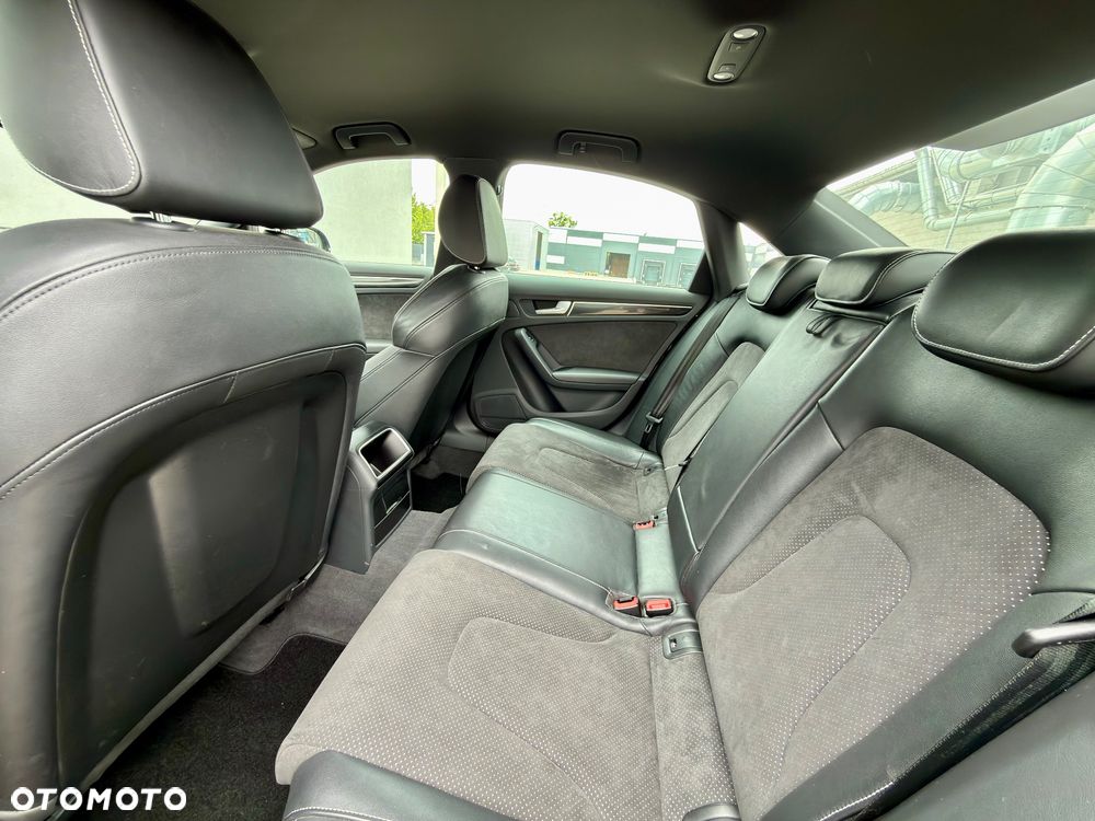 Audi A4 Limousine 2.0 TFSI S line Sportpaket (plus) - 10