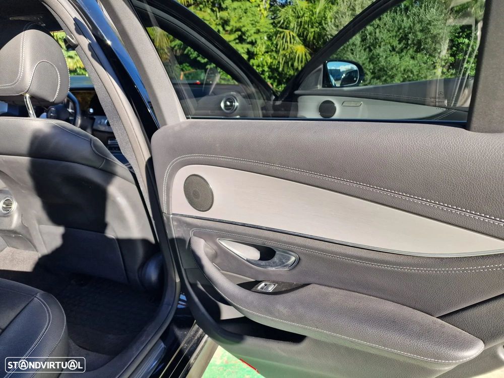 Mercedes-Benz E 300 de AMG Line - 15