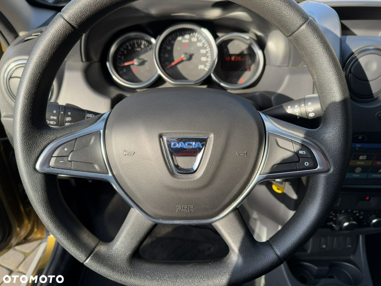 Dacia Duster 1.6 SCe Comfort - 18
