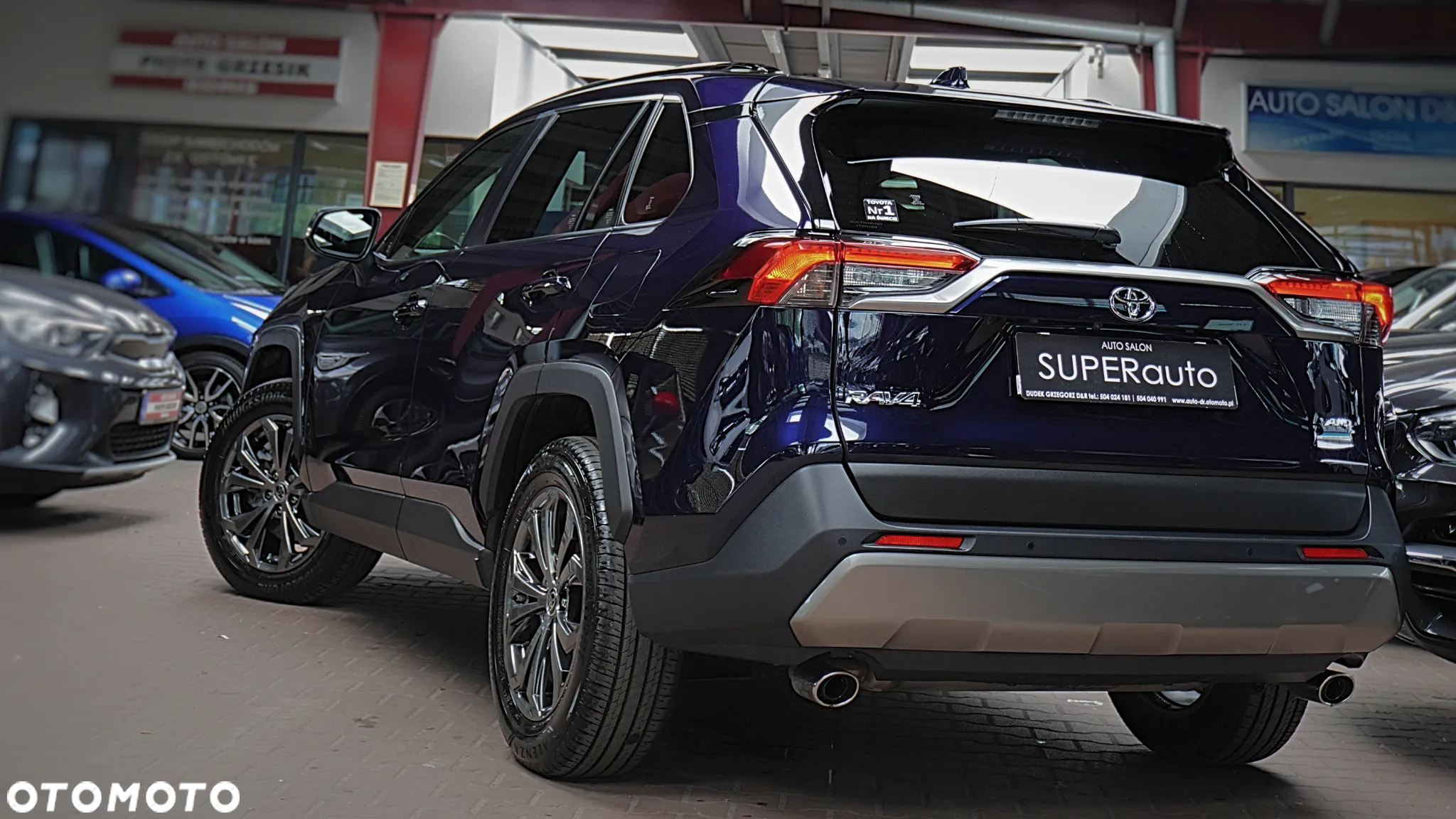 Toyota RAV4 - 9