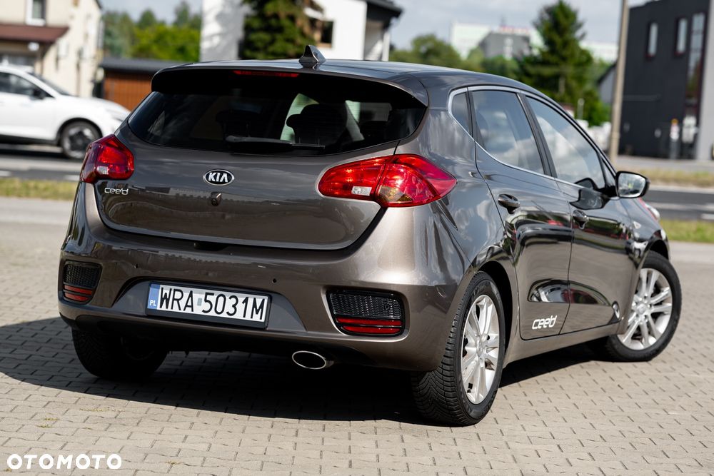 Kia Ceed 1.4 Vision - 12