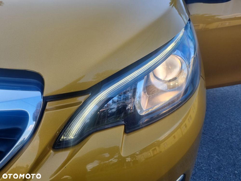 Peugeot 108 PureTech 82 Style - 11
