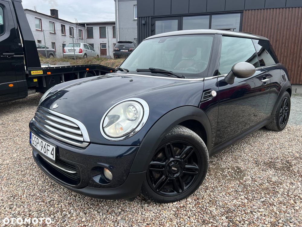 MINI Cooper 50 Mayfair - 3