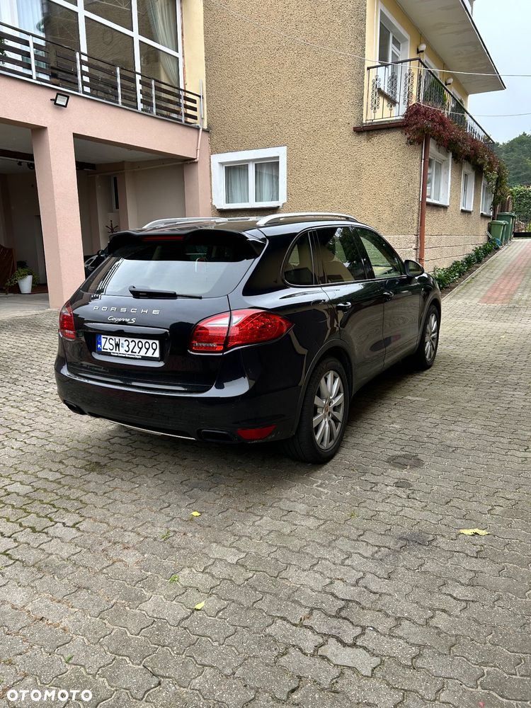 Porsche Cayenne S - 22
