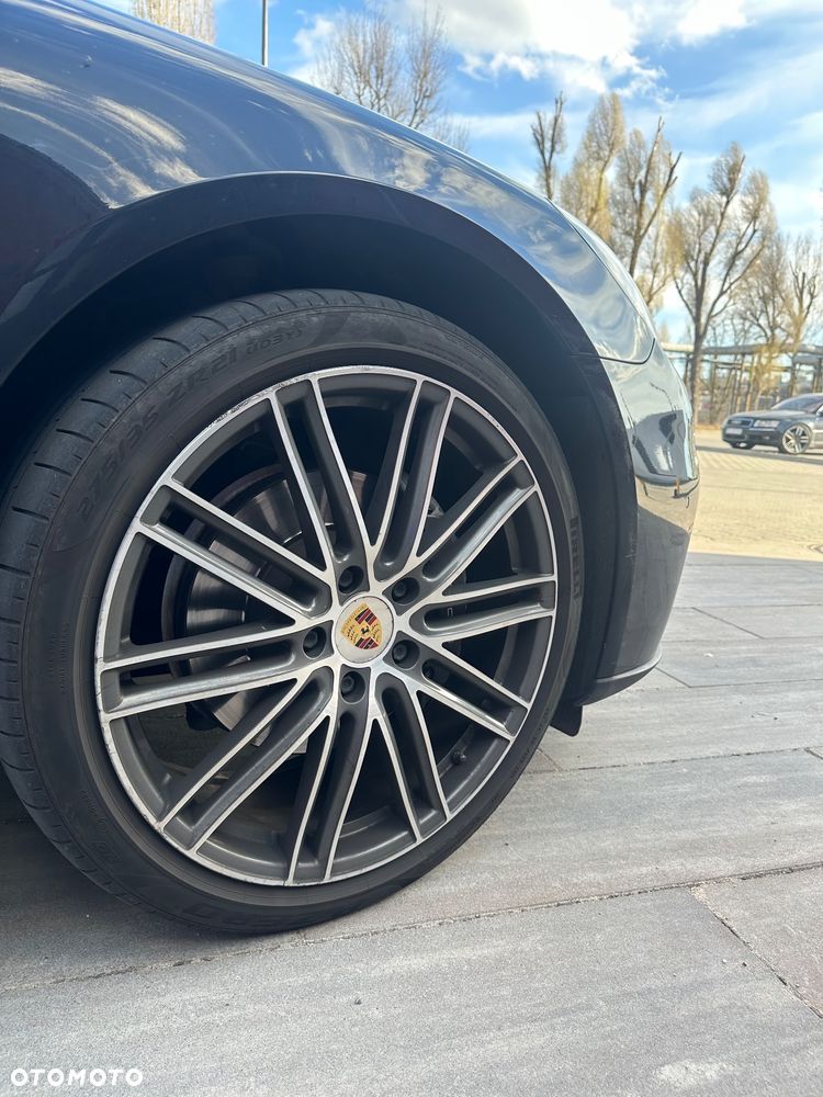 Porsche Panamera 4 - 17