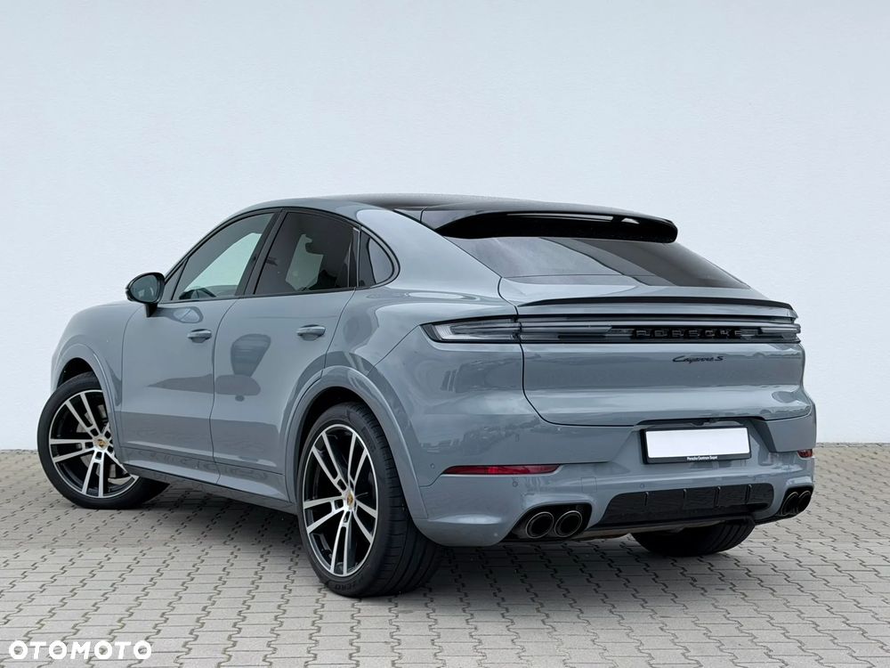 Porsche Cayenne - 6
