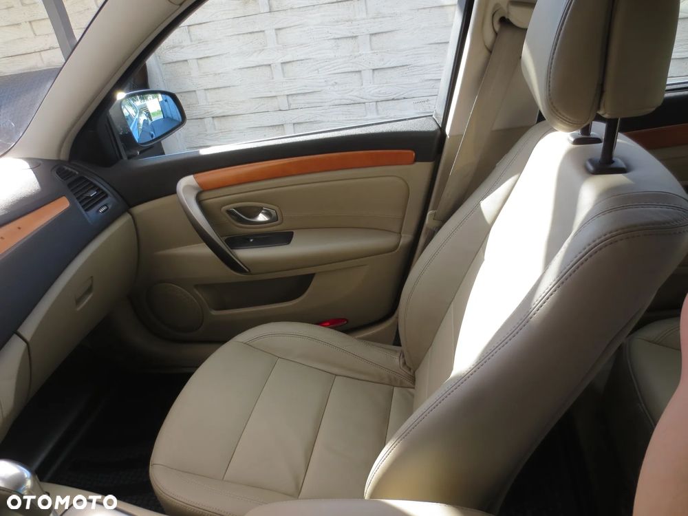 Renault Laguna 2.0 DCi Privilege - 9