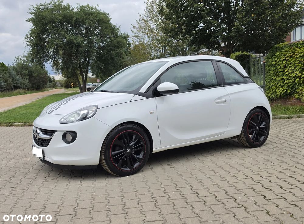 Opel Adam 1.2 Black Jack S&S - 9