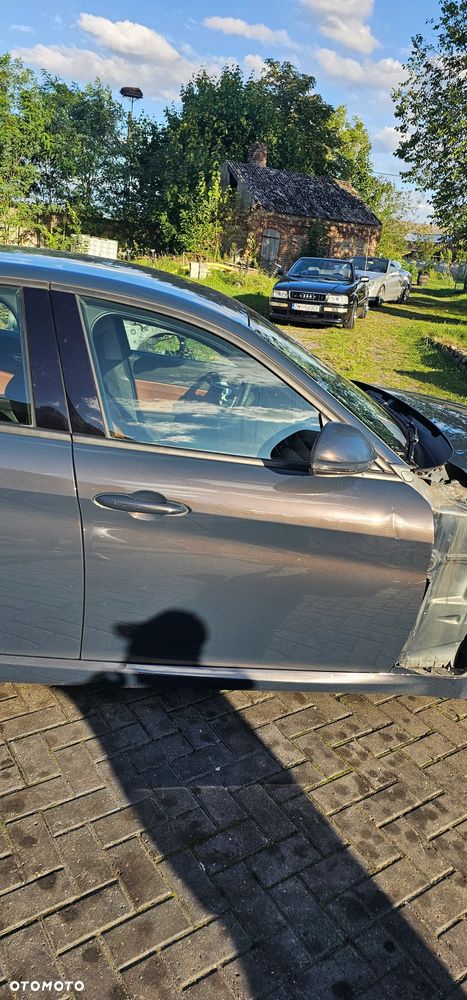 Alfa Romeo Giulia 2.0 turbo wszystkie części potrzebujesz czegoś dzwoń  Lublin - 35
