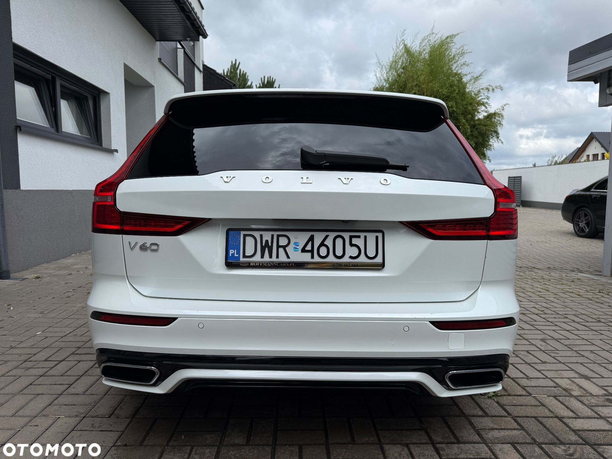 Volvo V60 D3 Drive-E R-Design Momentum - 15