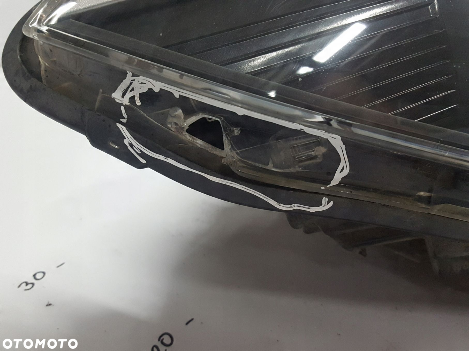 BMW 1 F20 F21 11-14r LAMPA BI-XENON PRAWA PRZÓD ANGLIK - 4