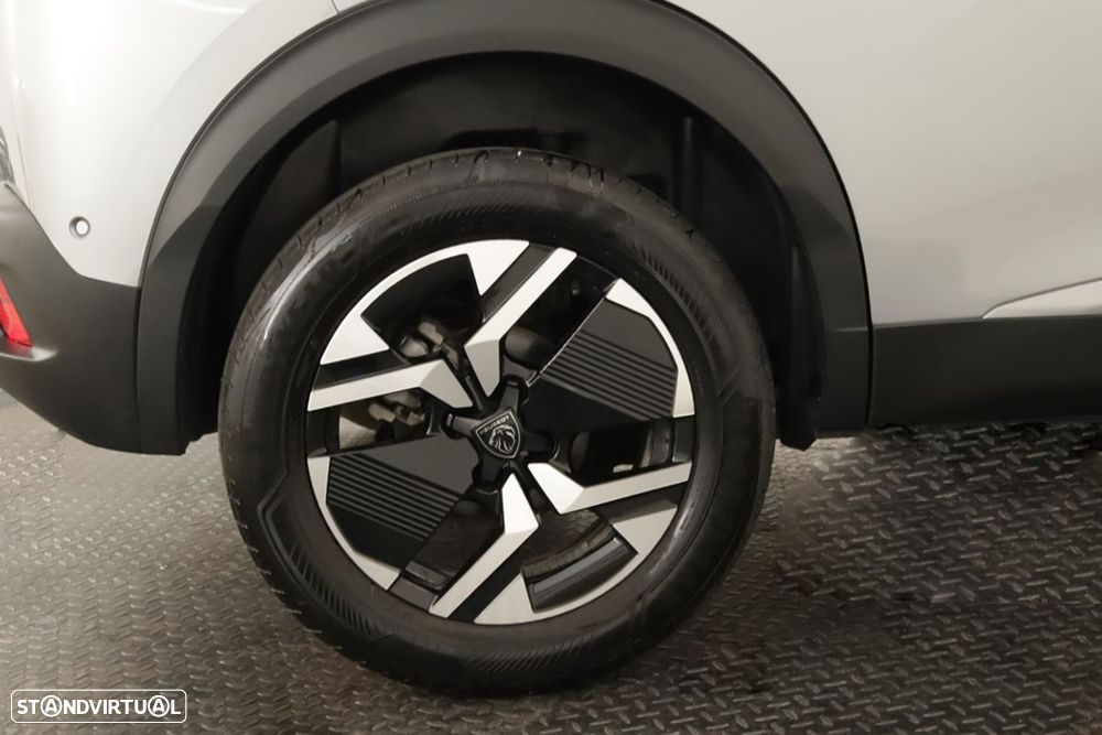 Peugeot 2008 1.2 PureTech Allure - 5