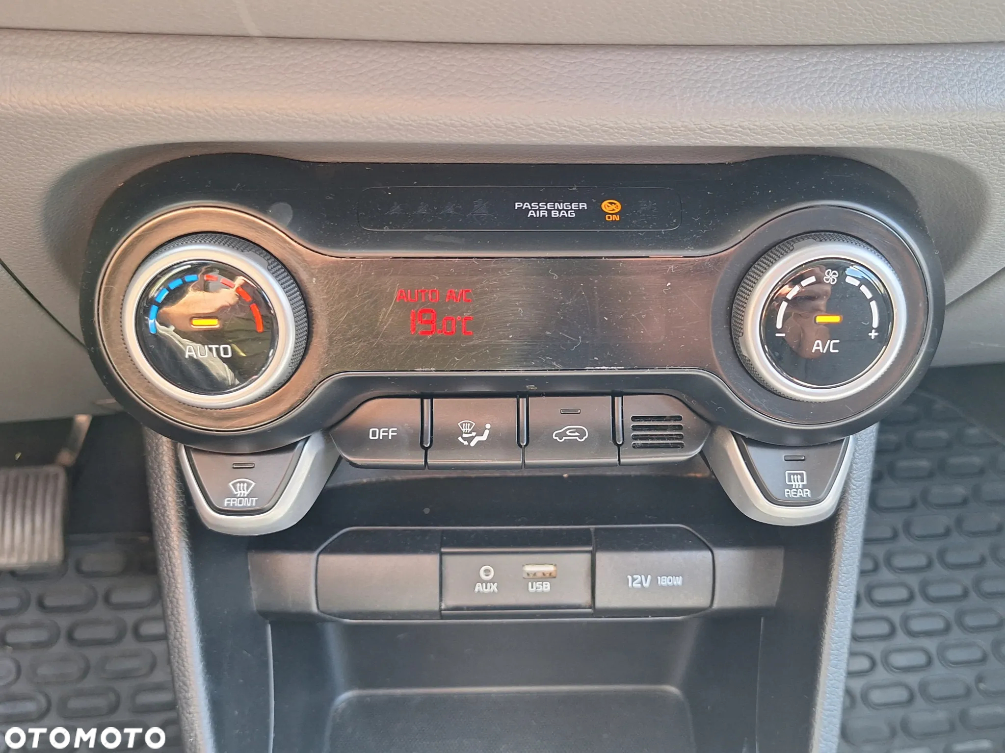 Kia Picanto 1.2 L - 12
