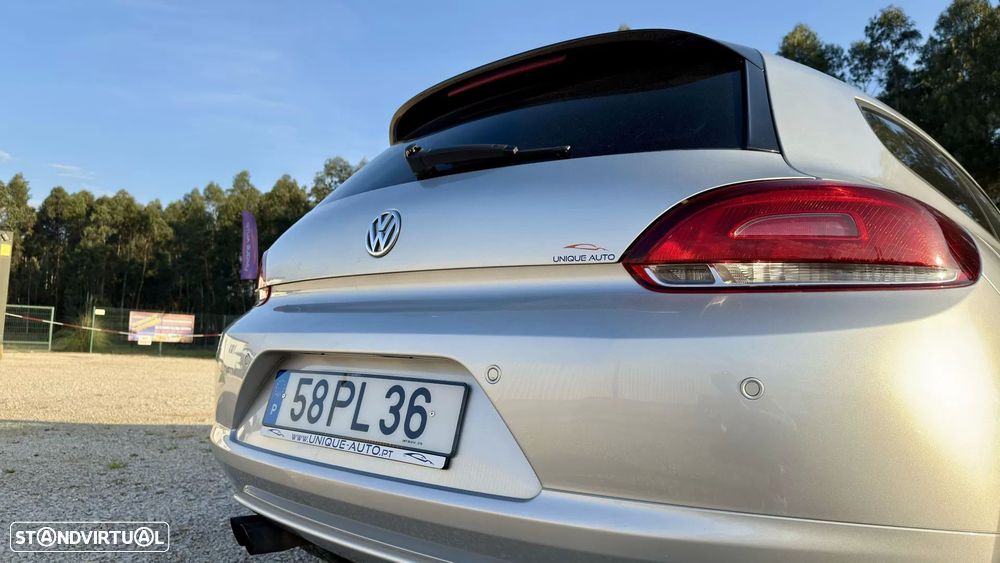 VW Scirocco 2.0 TDI Sport DSG - 19