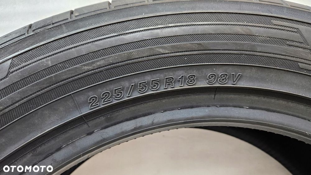 OPONA YOKOHAMA BLUEARTH-XT AE61 225 55 R18 98V - 7