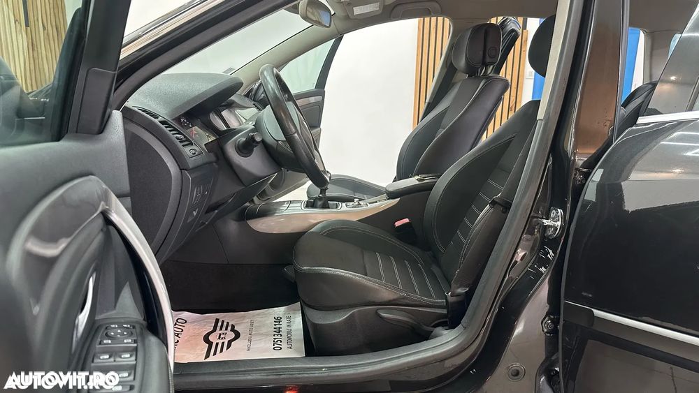 Renault Laguna GT 2.0dCi 4Control - 14