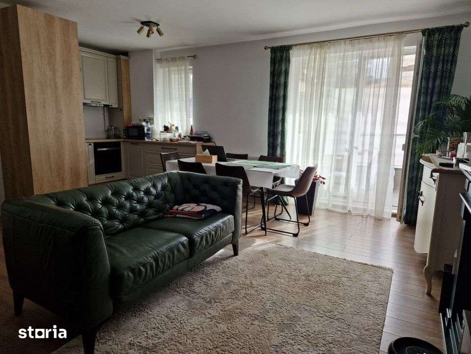 Apartament de 3 camere,67 mp,cu gradina,loc de parcare, zona Teilor — fotografia 1