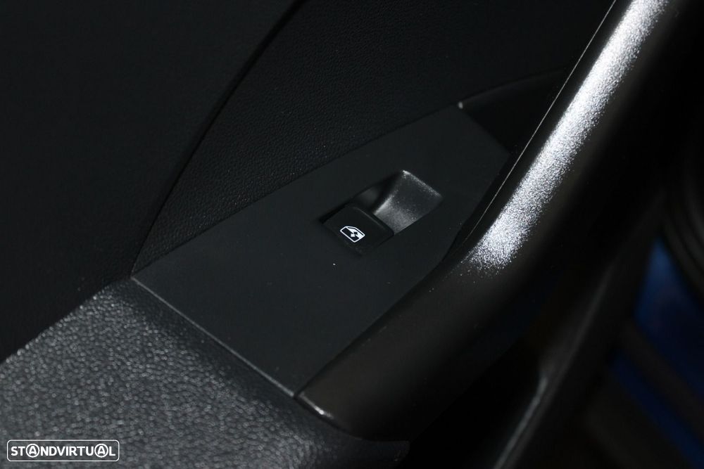 VW T-Cross 1.0 TSI Life - 27