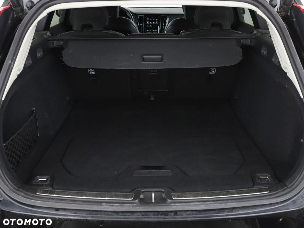 Volvo V60 B4 D Plus Dark - 21