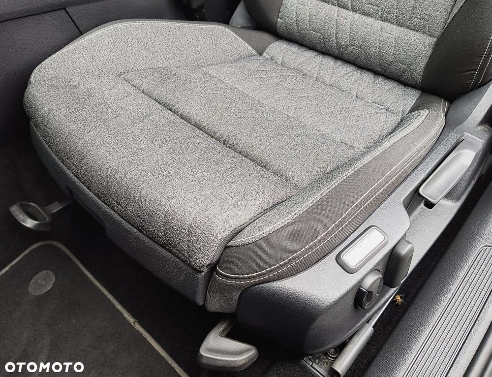 Volkswagen Passat 1.5 TSI EVO Business DSG - 11