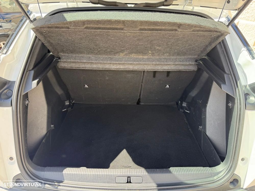 Peugeot 2008 1.2 PureTech Active Pack - 14