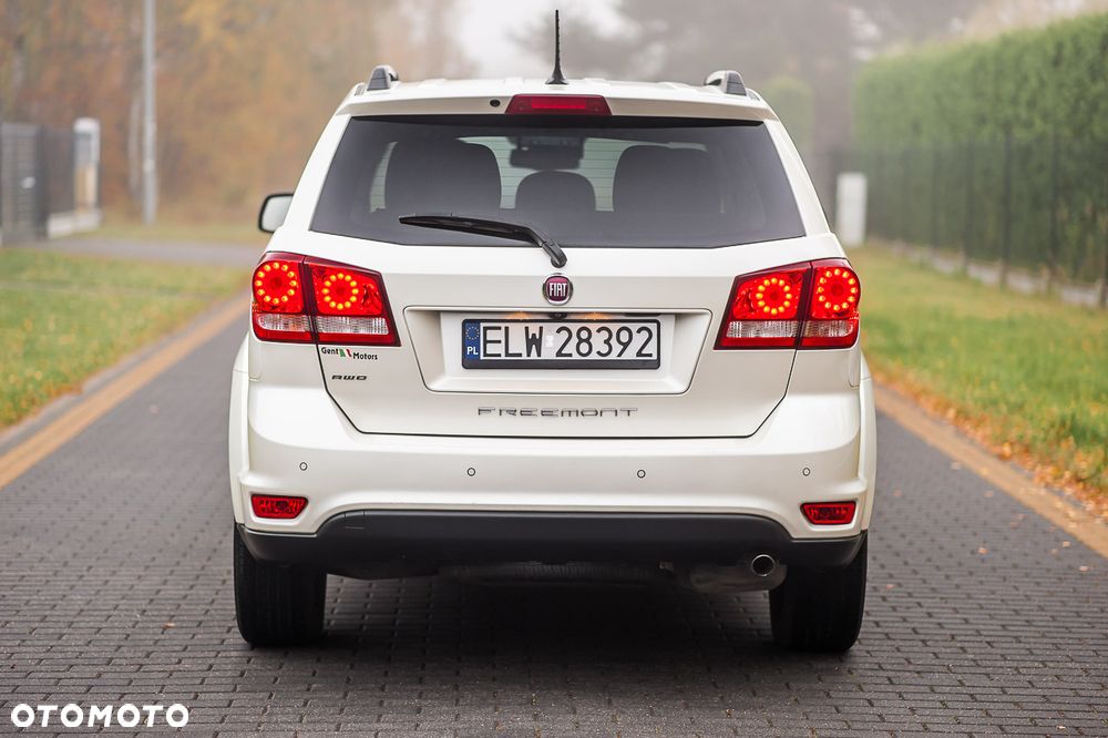 Fiat Freemont 2.0 Multijet Lounge AWD - 14