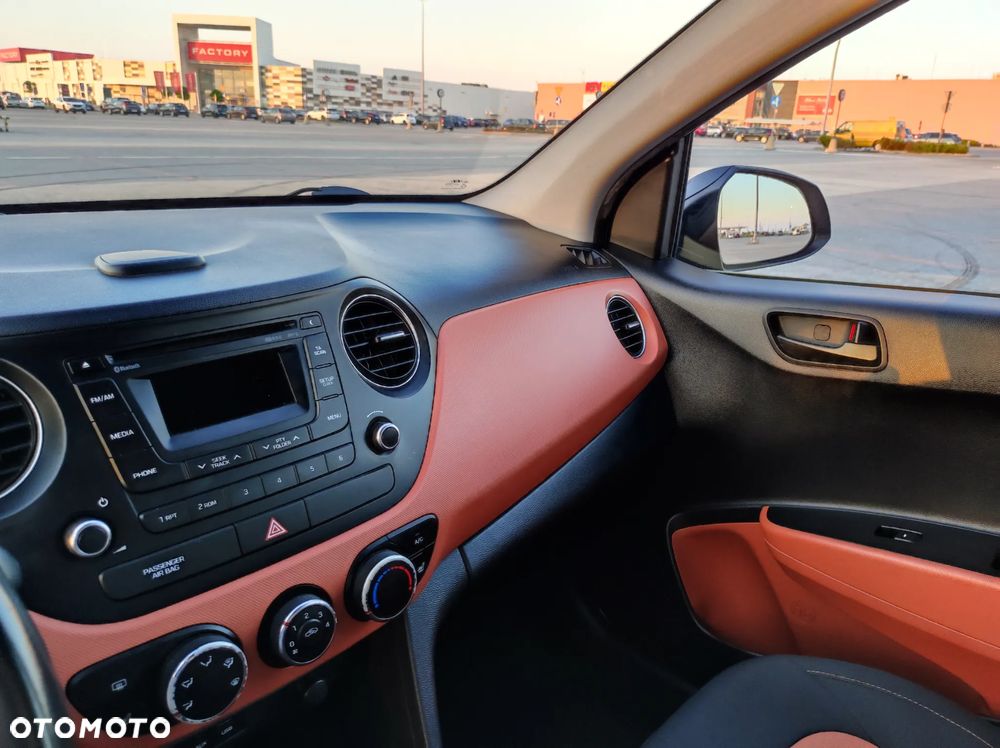 Hyundai i10 - 16