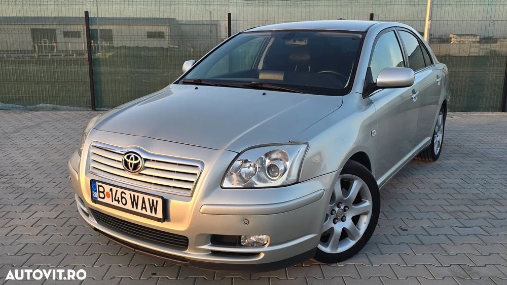 Toyota Avensis - 1