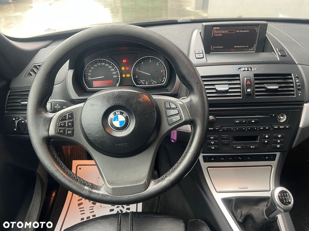BMW X3 sDrive18d - 10