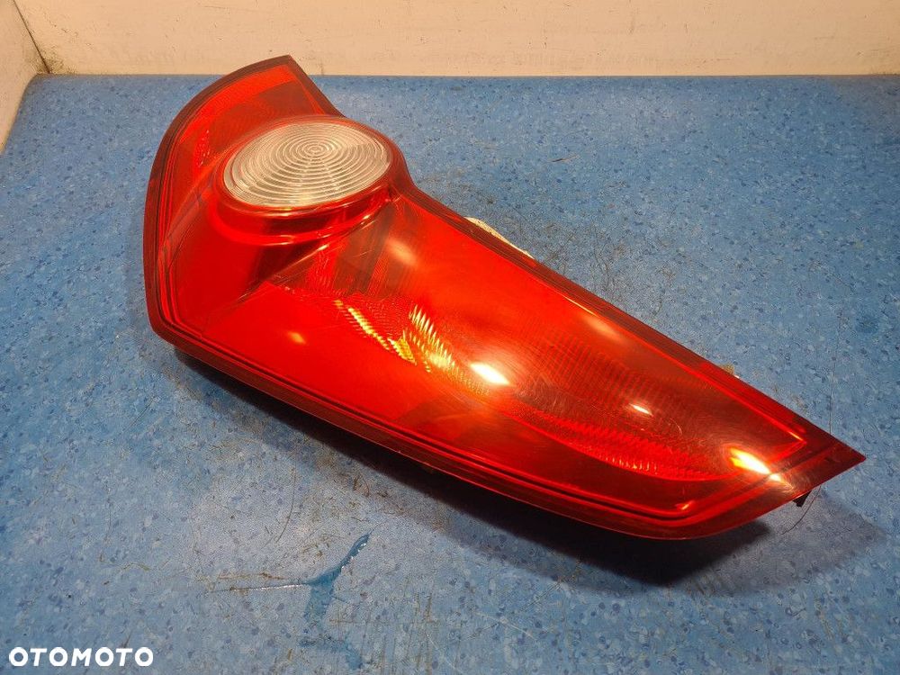 OPEL AGILA B LAMPA TYŁ PRAWA ZEWNĘTRZNA - 4