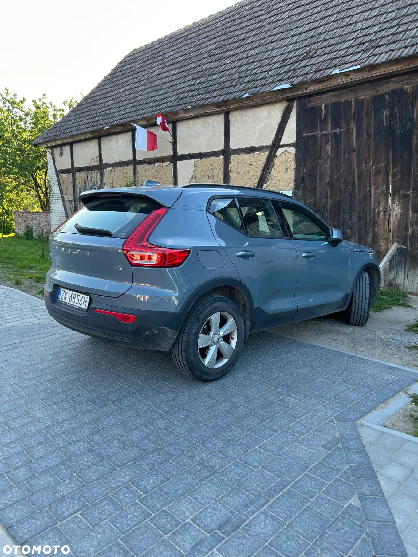 Volvo XC 40 T3 Geartronic Momentum - 3
