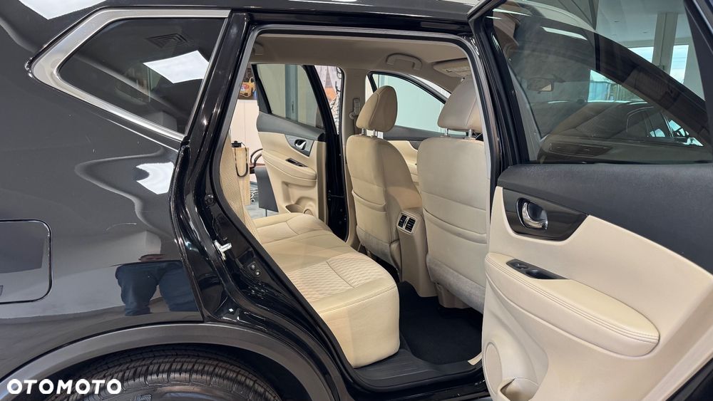 Nissan Rogue - 31