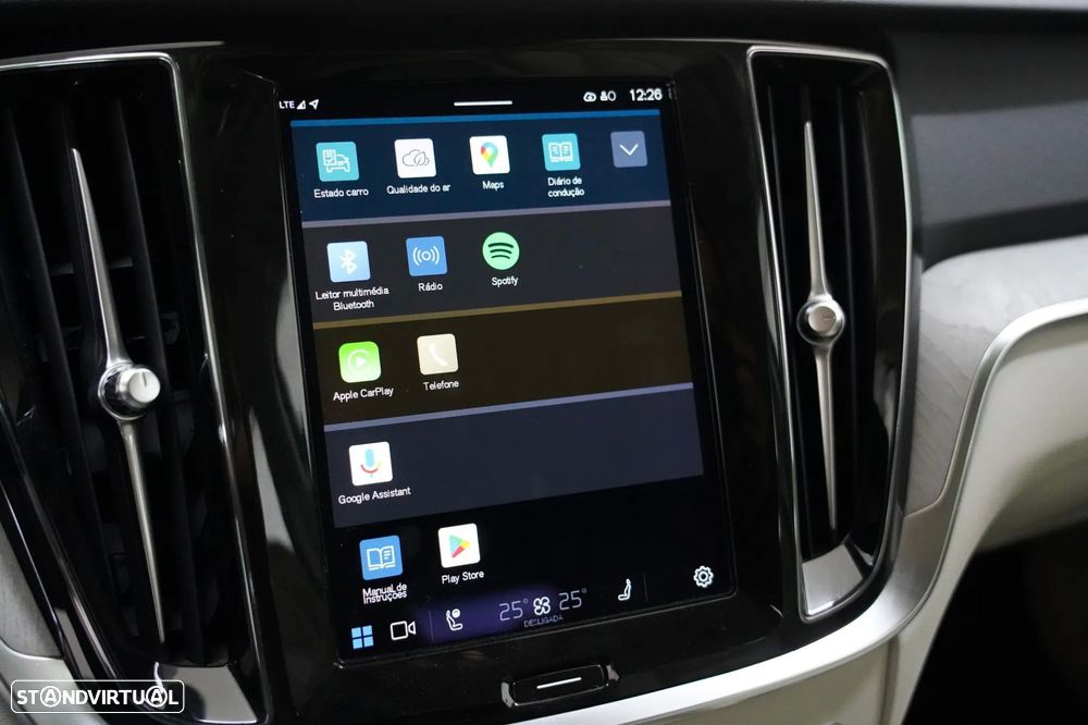 Volvo V60 Cross Country 2.0 B4 Geartronic - 13