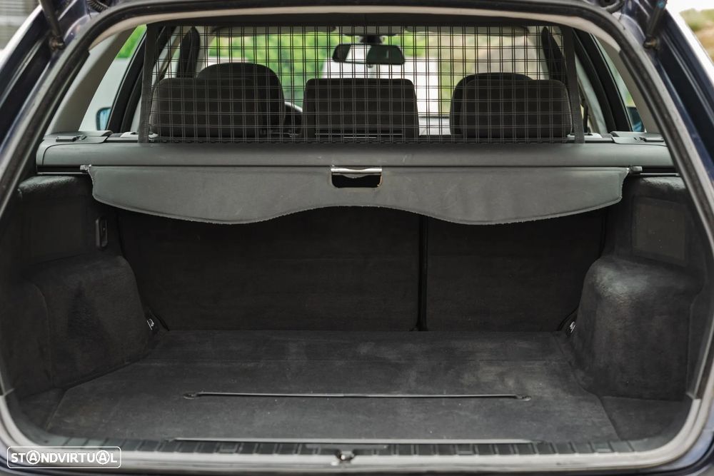 BMW 320 d Touring - 9