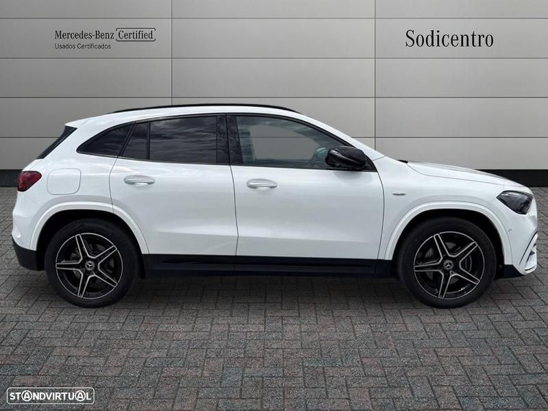 Mercedes-Benz GLA 250 e AMG Line - 5