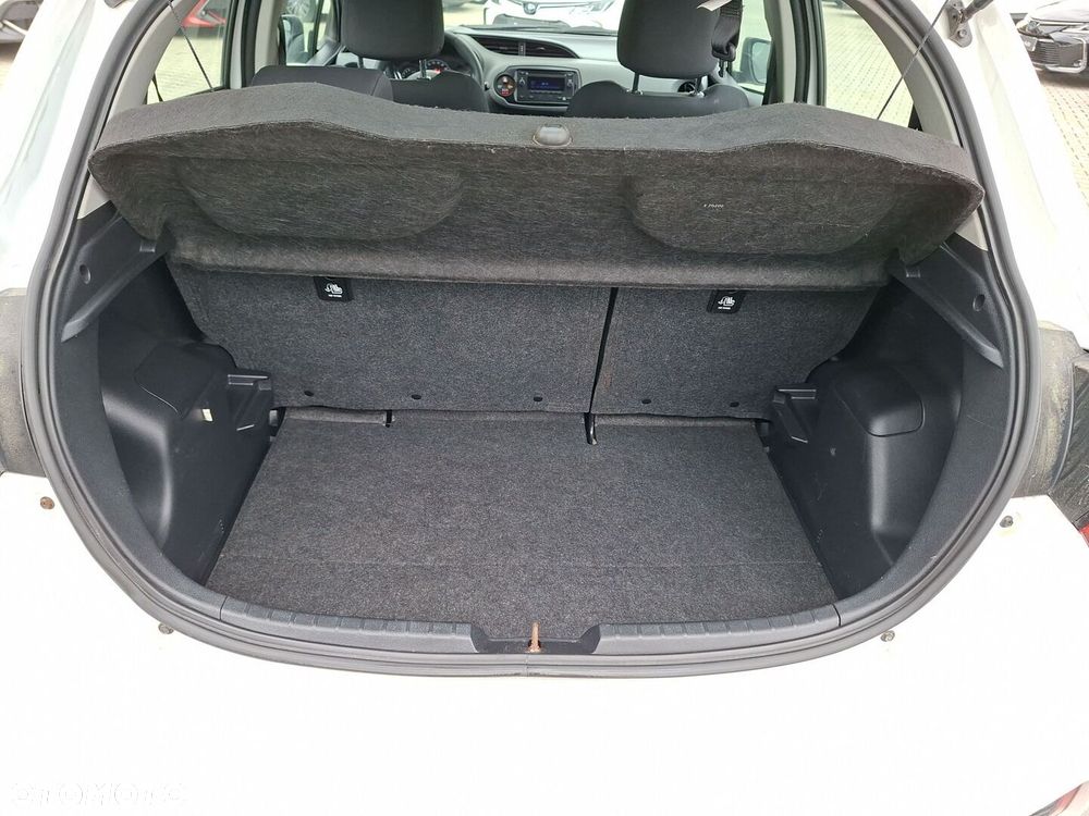 Toyota Yaris - 14