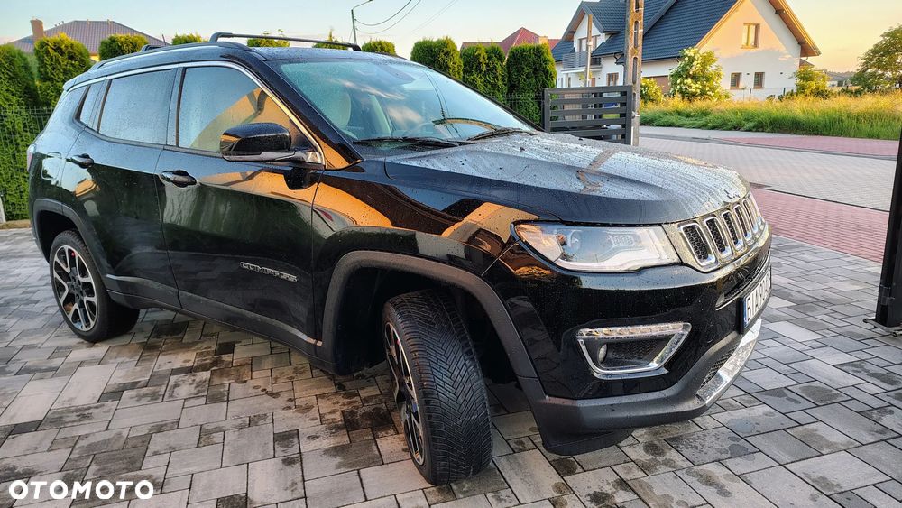 Jeep Compass - 2