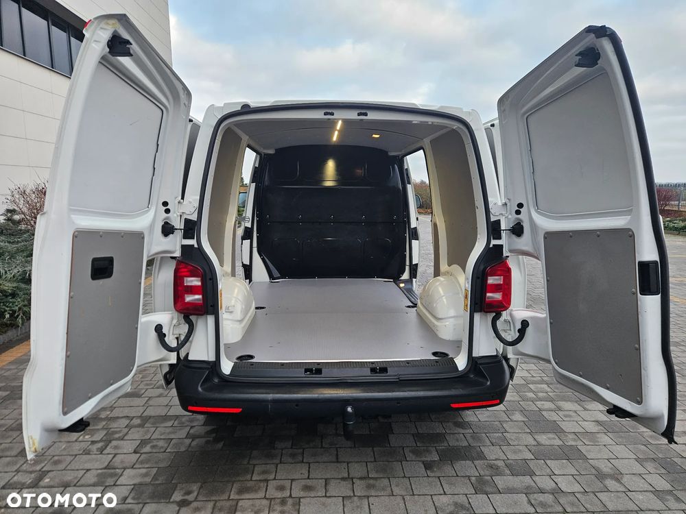 Volkswagen Transporter T6 - 12